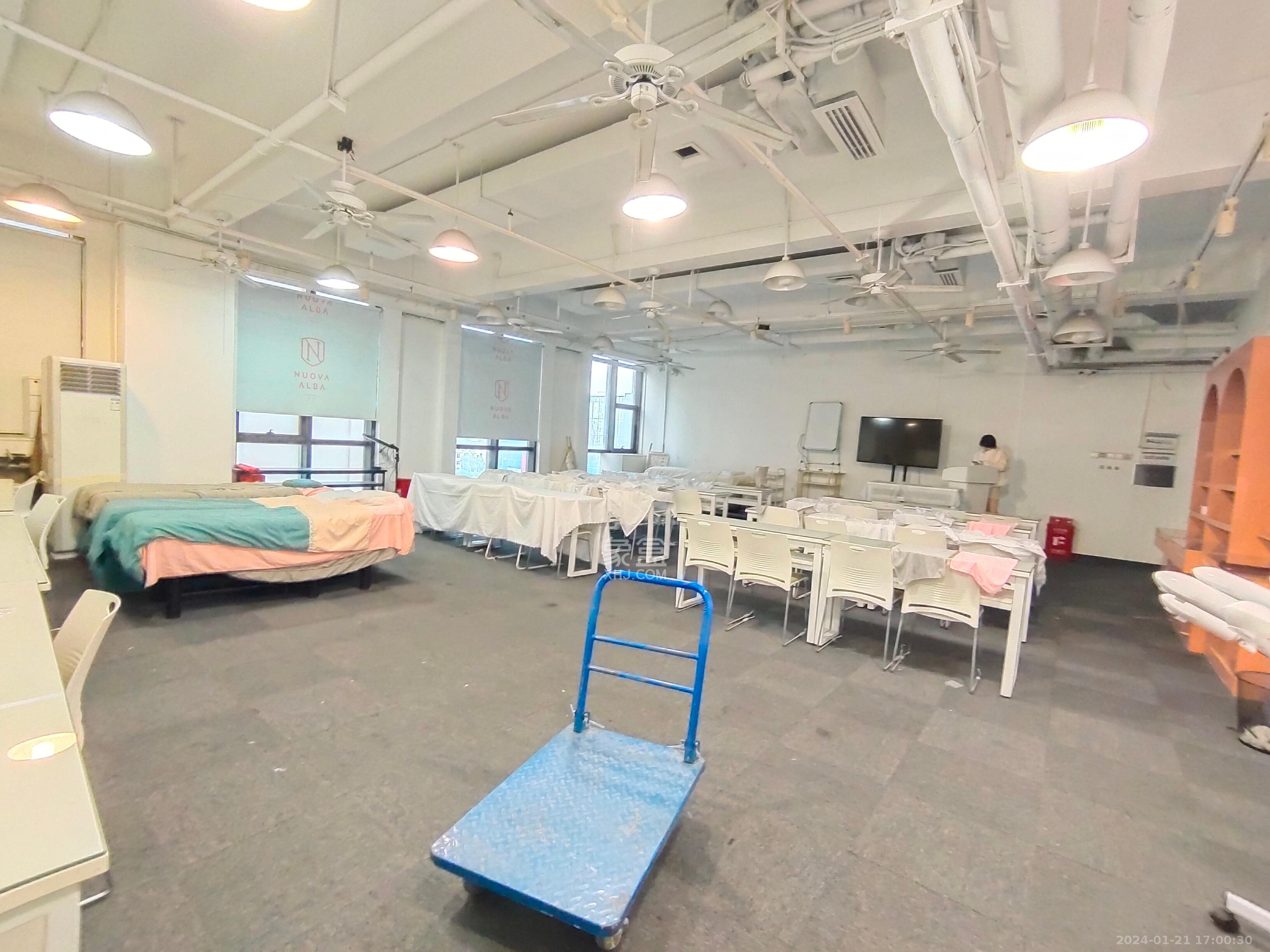 金科时代中心   185.36㎡      9500.0元/月室内图