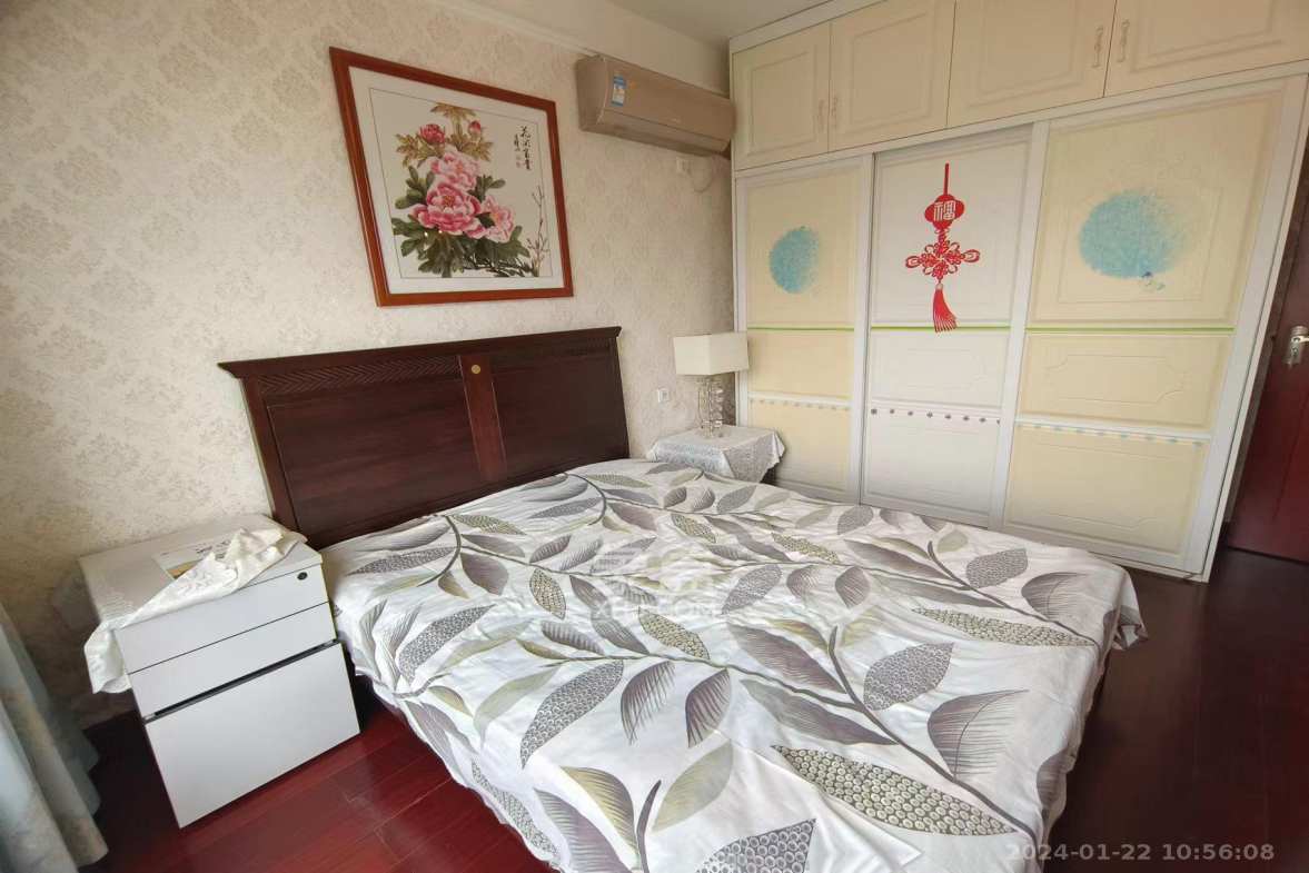 中海国际四期  3室2厅1卫    2300.0元/月室内图