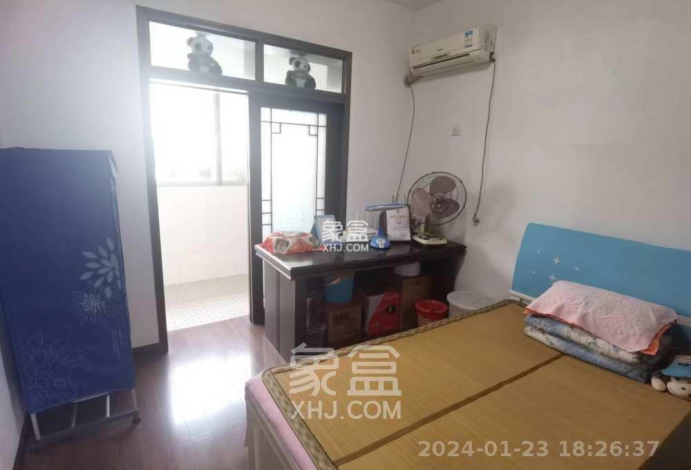 梧桐小区  4室2厅2卫   47.80万室内图