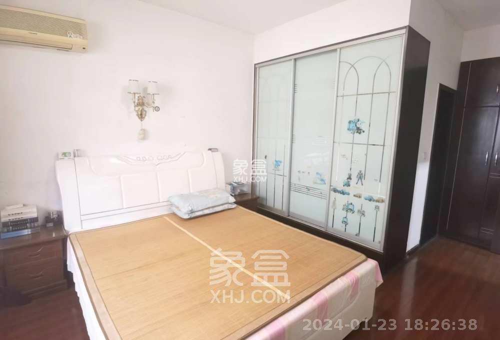 梧桐小区  4室2厅2卫   47.80万室内图