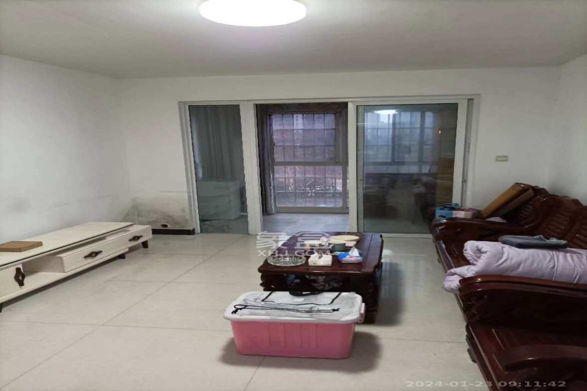 东业苹果社区 2室2厅1卫 1700.0元/月 东业苹果社区 2室2厅1卫 1700.0元/月室内图