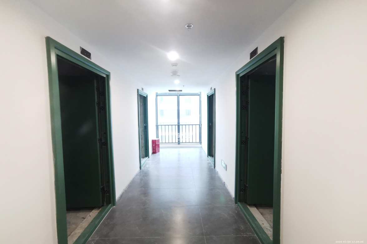 绿地V岛  1室1厅1卫   1600.00元/月室内图