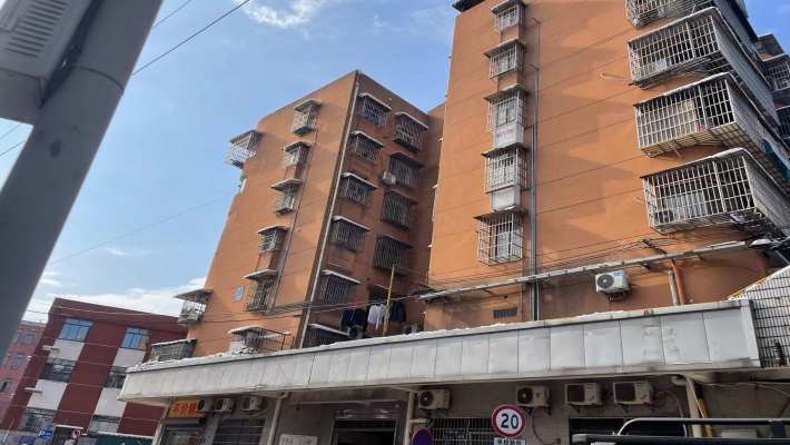 扫把塘集贸市场宿舍室内图2