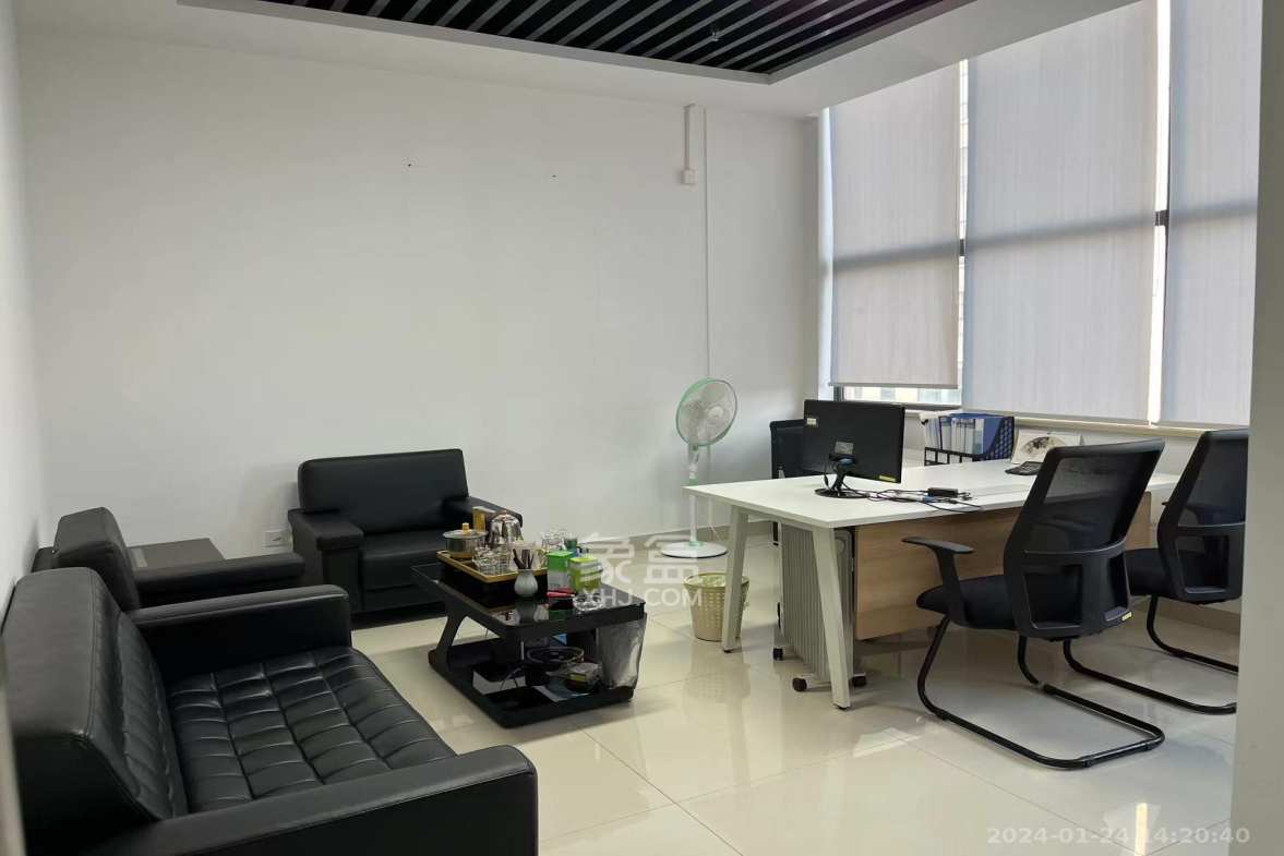 保利麓谷林语I区 3室2厅2卫 5400.0元/月 保利麓谷林语I区 3室2厅2卫 5400.0元/月室内图