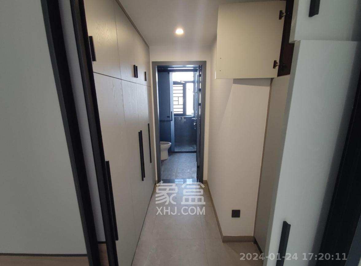 荣升家园（湘江熙岸）  3室2厅2卫    3200.0元/月室内图
