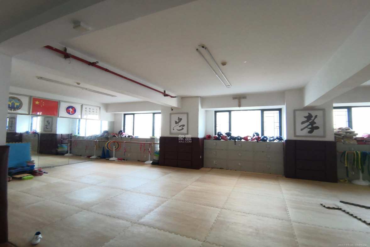 万博汇  1室1厅1卫    1600.0元/月 万博汇  1室1厅1卫    1600.0元/月室内图