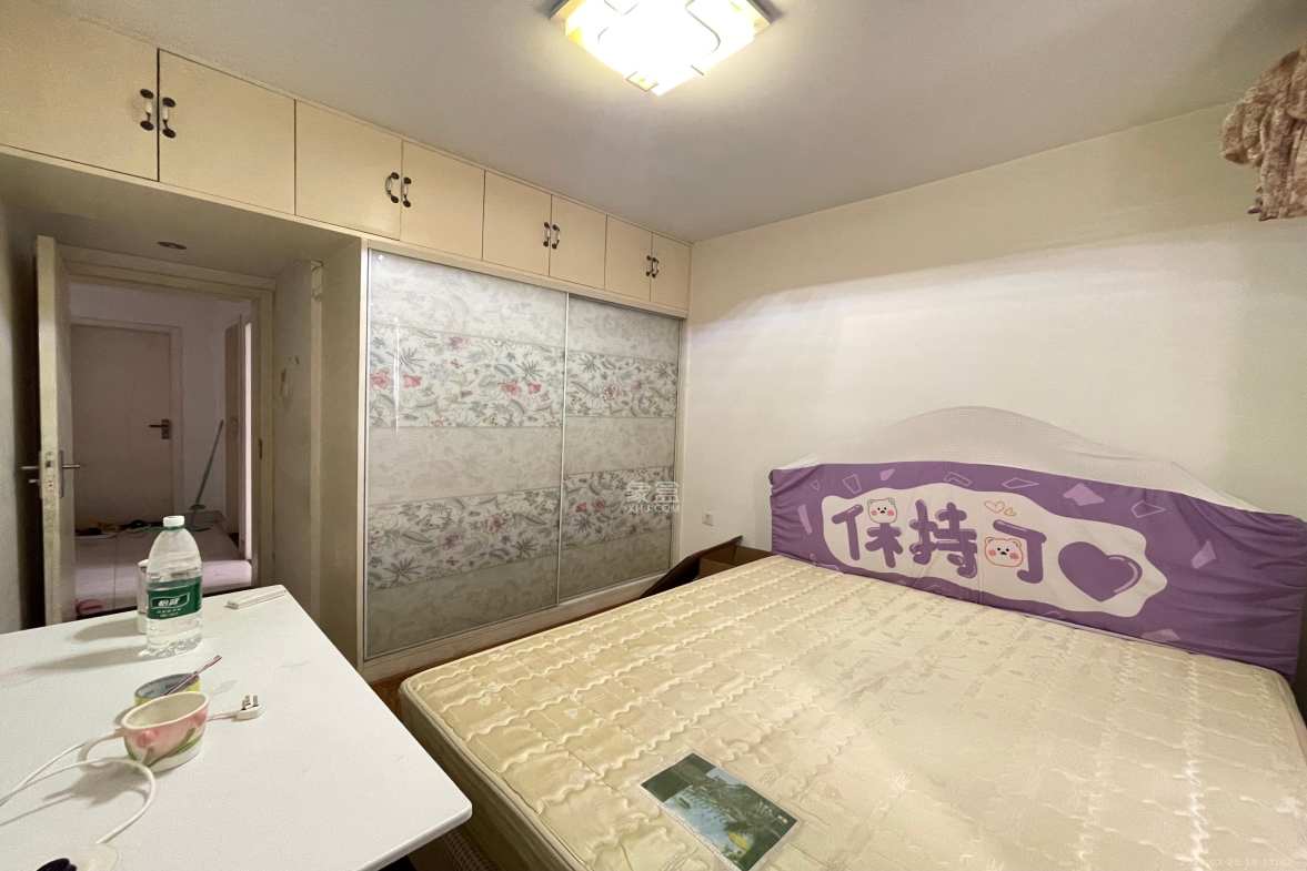 龙王港社区  3室2厅1卫   950.00元/月室内图