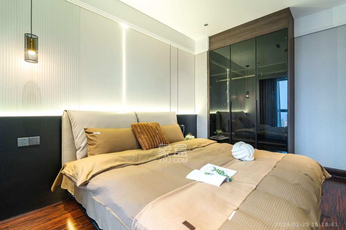 华远隆玺 4室2厅3卫 32000.0元/月 华远隆玺 4室2厅3卫 32000.0元/月室内图