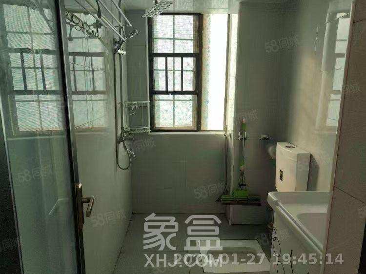 宏聚地中海  2室1厅1卫   2200.00元/月室内图