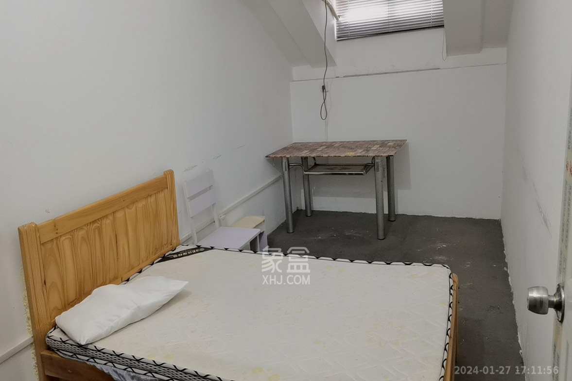 枫林绿洲 5室2厅2卫 2200.0元/月 枫林绿洲 5室2厅2卫 2200.0元/月室内图