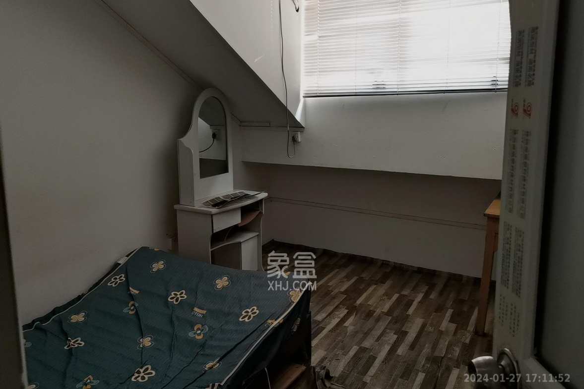 枫林绿洲 5室2厅2卫 2200.0元/月 枫林绿洲 5室2厅2卫 2200.0元/月室内图