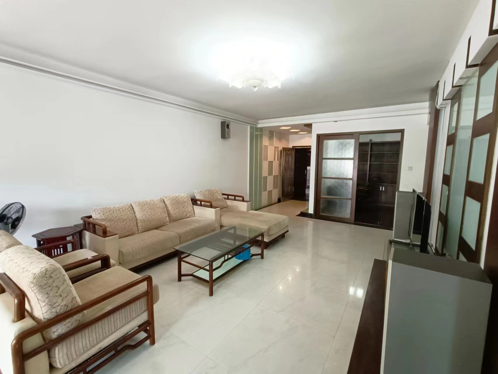 世贸雅苑  3室2厅2卫    148.0万