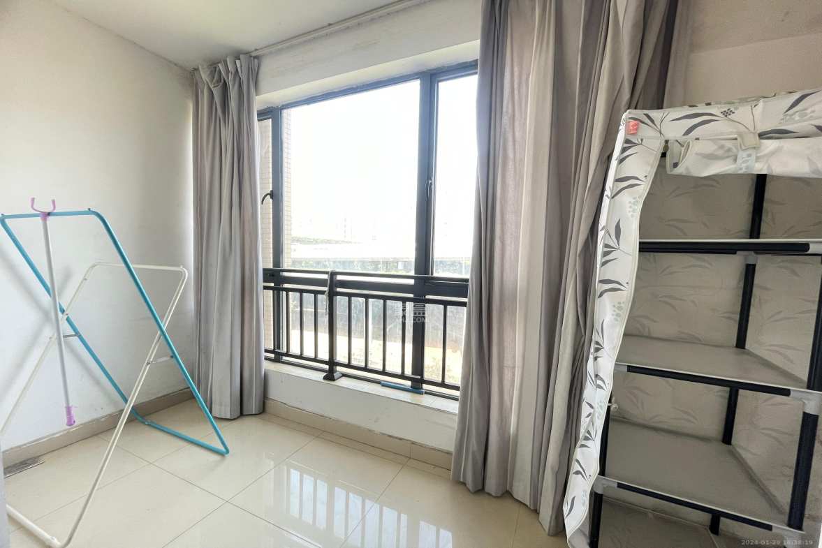 剑桥名门 1室1厅1卫 1300.0元/月 剑桥名门 1室1厅1卫 1300.0元/月室内图