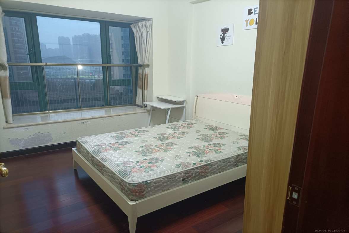 恒大绿洲  3室2厅2卫   2400.00元/月室内图