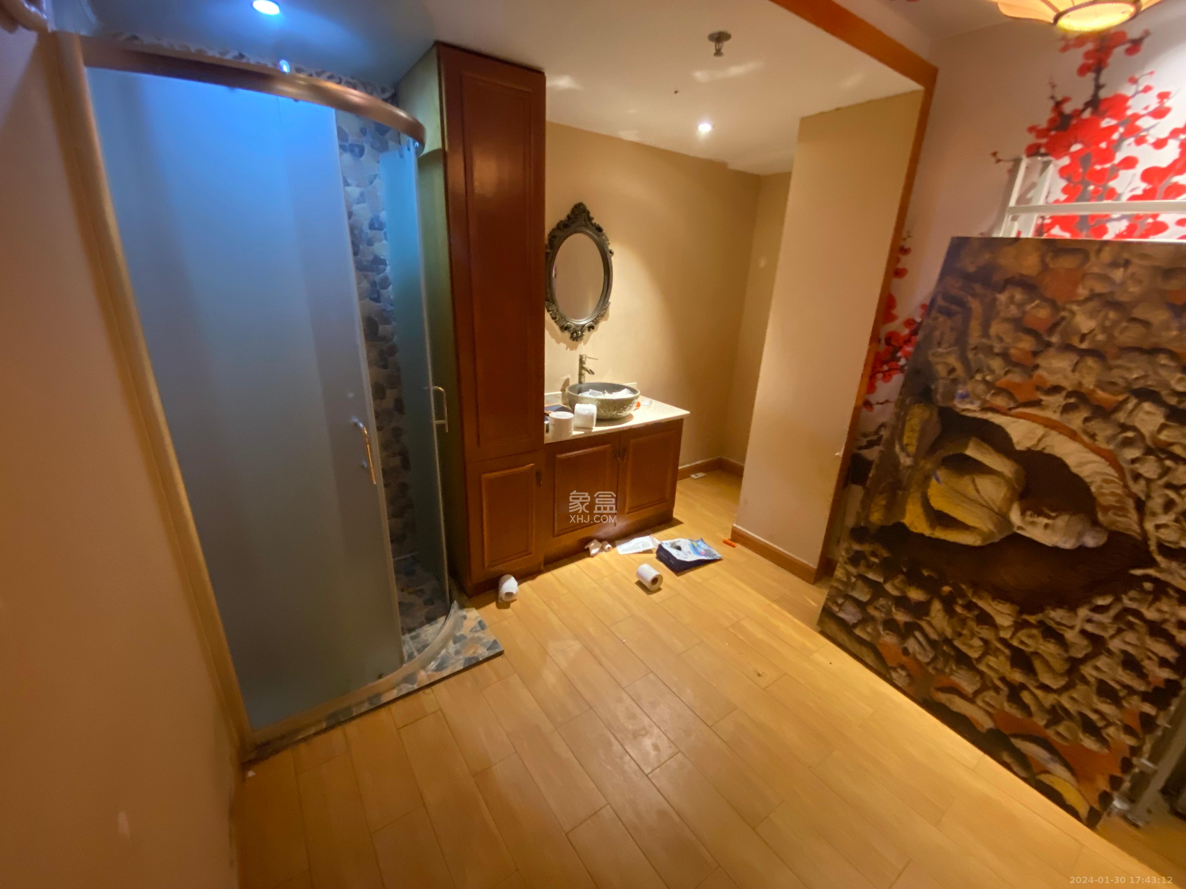 同鑫家园   150.0㎡      4000.0元/月室内图