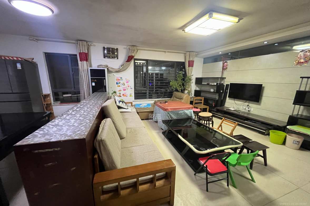华润凤凰城二期  3室2厅1卫   2200.00元/月室内图