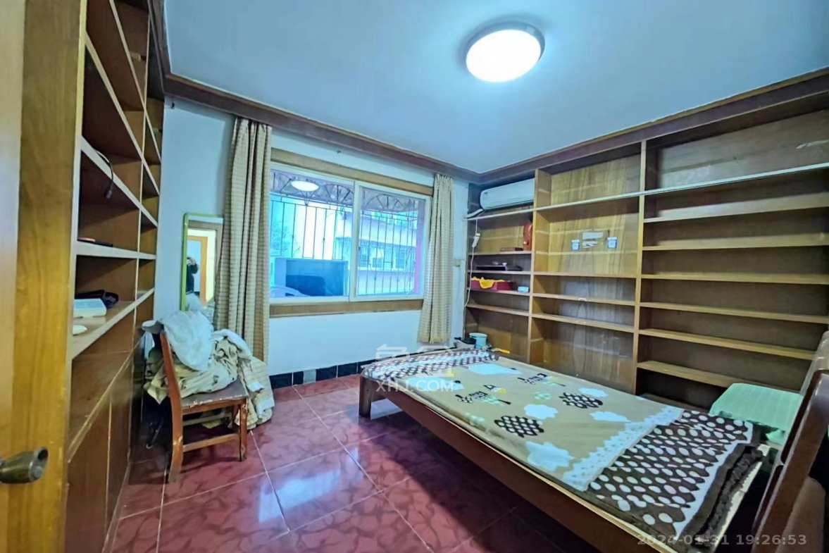 建华综合楼  4室2厅1卫   1400.00元/月室内图