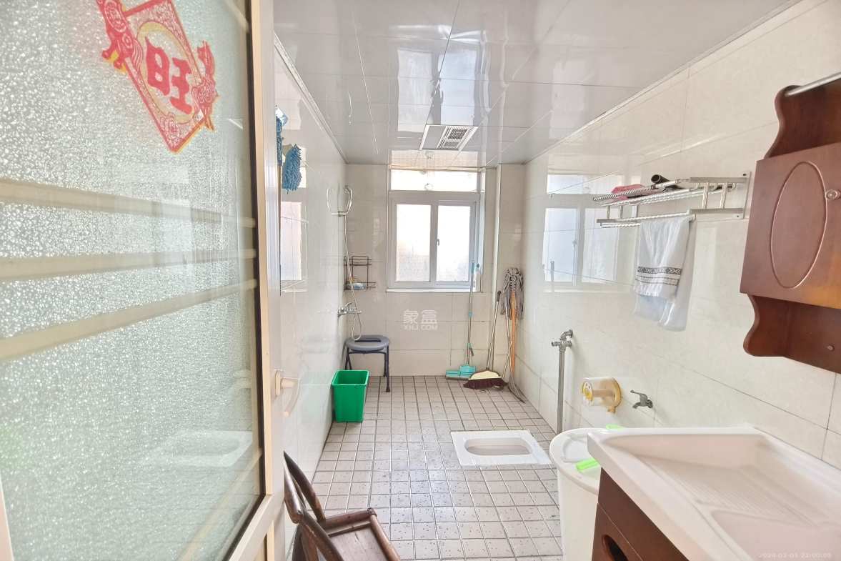 山水英伦  4室2厅2卫    3000.0元/月 山水英伦  4室2厅2卫    3000.0元/月室内图