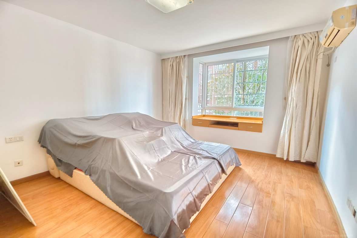 山水英伦  4室2厅2卫    3000.0元/月 山水英伦  4室2厅2卫    3000.0元/月室内图