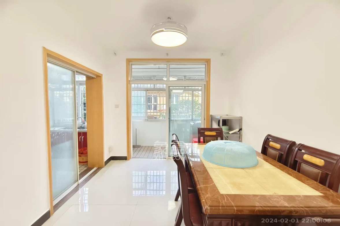 山水英伦  4室2厅2卫    3000.0元/月 山水英伦  4室2厅2卫    3000.0元/月室内图