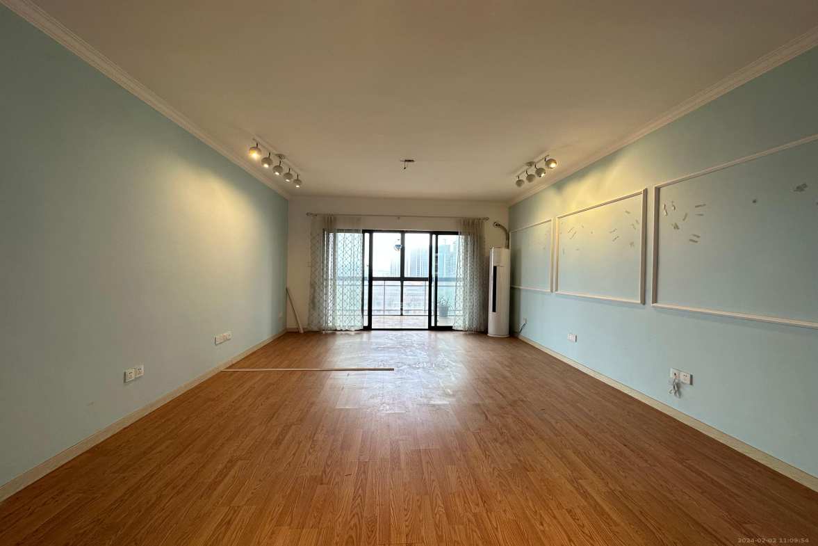 归心苑  3室2厅2卫   4200.00元/月室内图