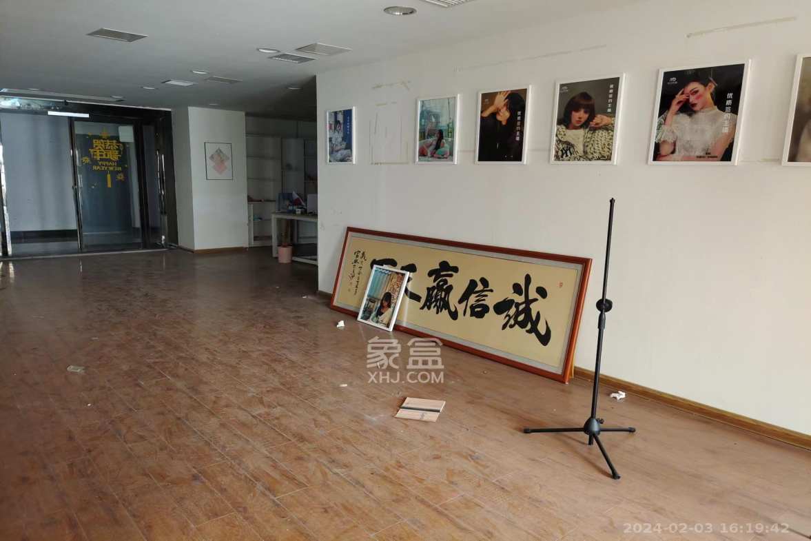 九华新都汇 4室2厅1卫 6000.0元/月 九华新都汇 4室2厅1卫 6000.0元/月室内图