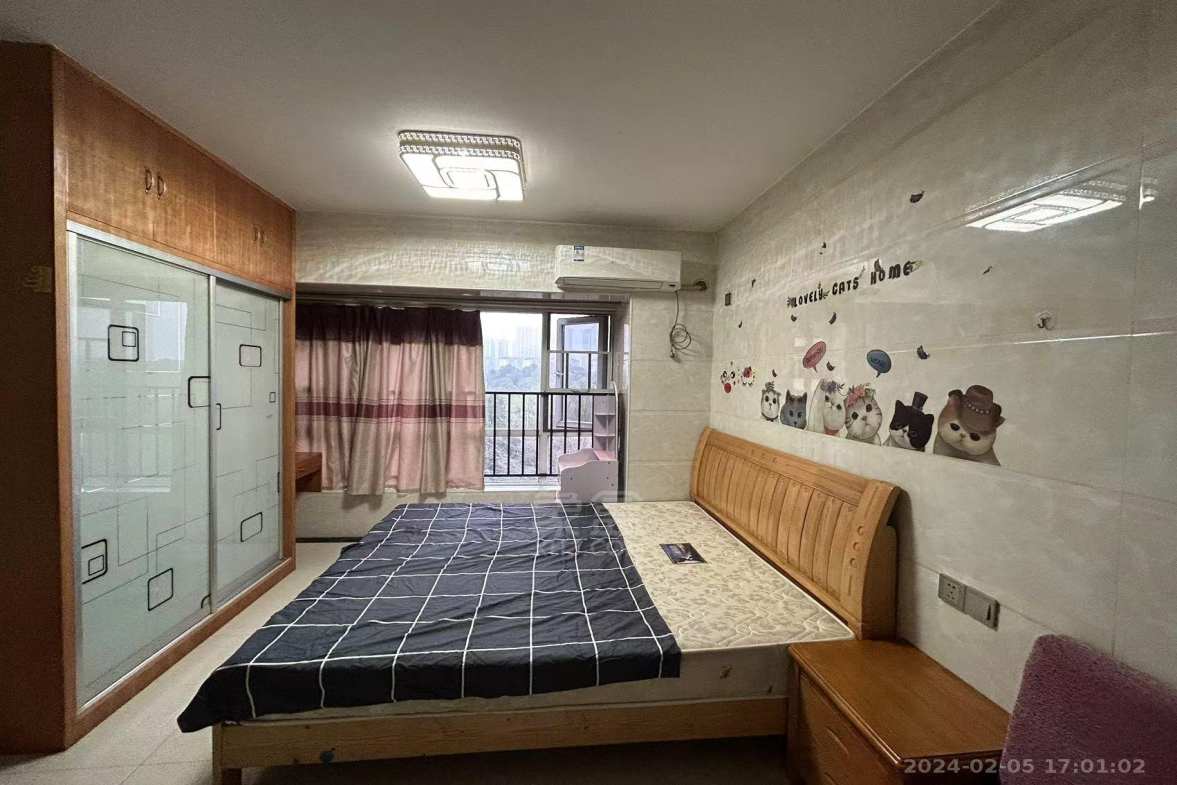 美的城三期  1室1厅1卫   1200.00元/月室内图