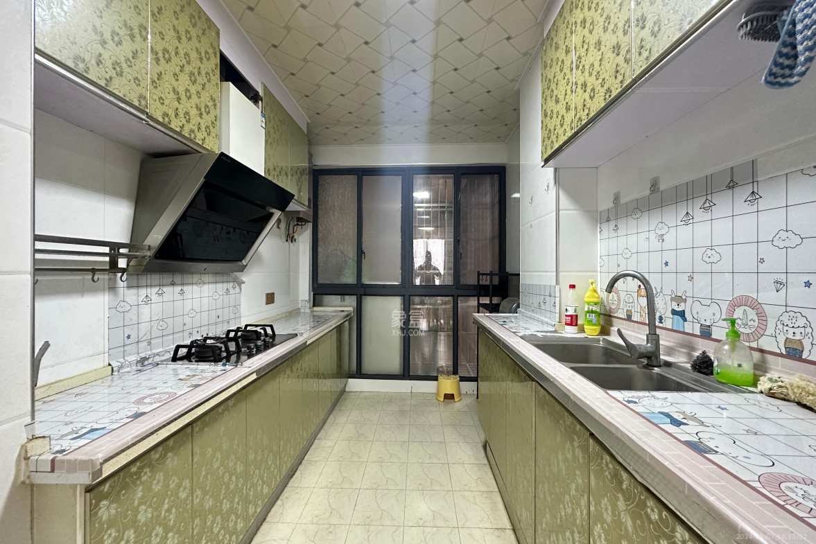 勤诚达新界  3室2厅1卫    2400.0元/月 勤诚达新界  3室2厅1卫    2400.0元/月室内图