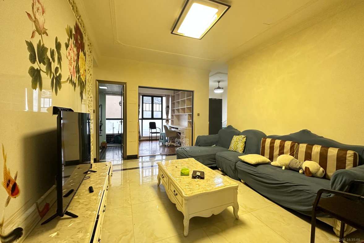 勤诚达新界  3室2厅1卫    2400.0元/月 勤诚达新界  3室2厅1卫    2400.0元/月室内图