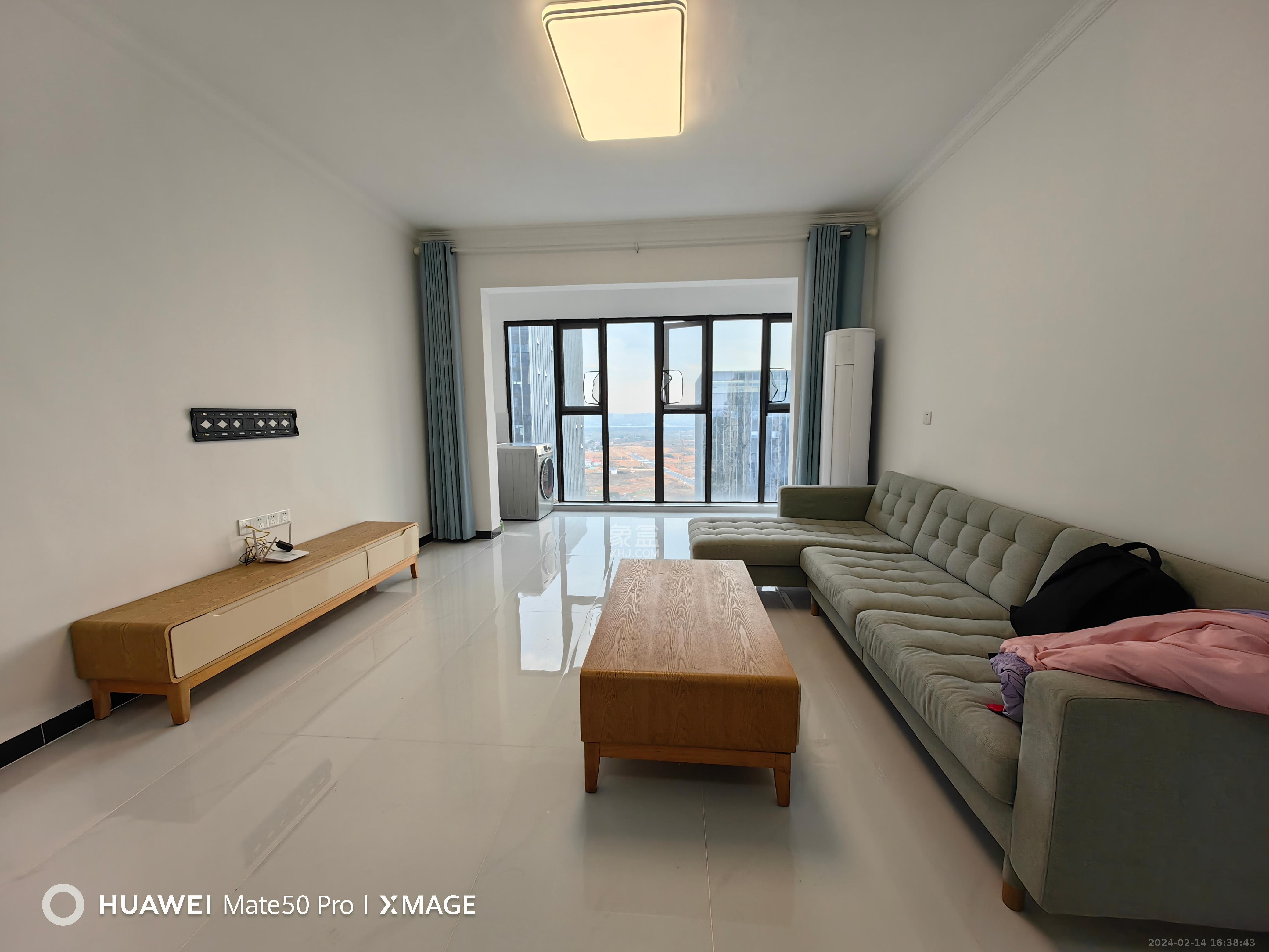 湘域芯城一期 4室2厅2卫 2800.0元/月