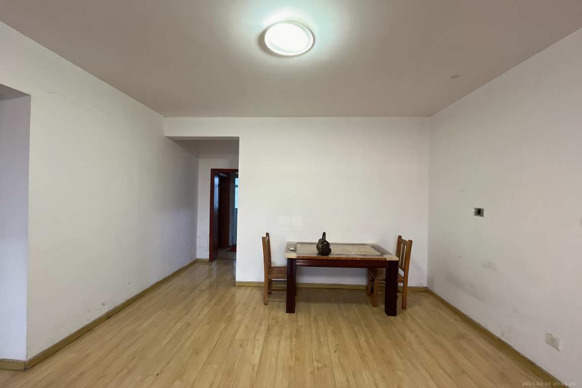 紫金名门  5室2厅2卫   1700.00元/月室内图