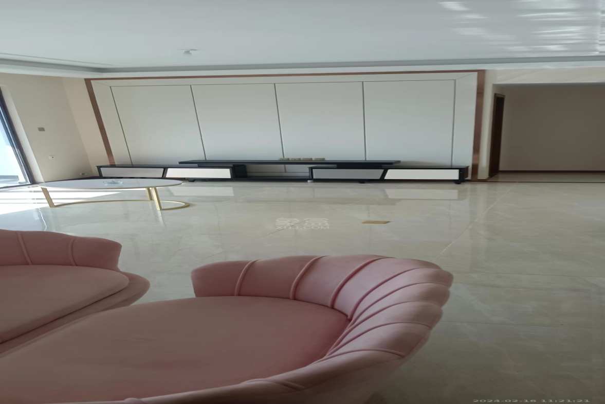 翡翠公园（北大资源）  4室2厅2卫    2500.0元/月室内图1