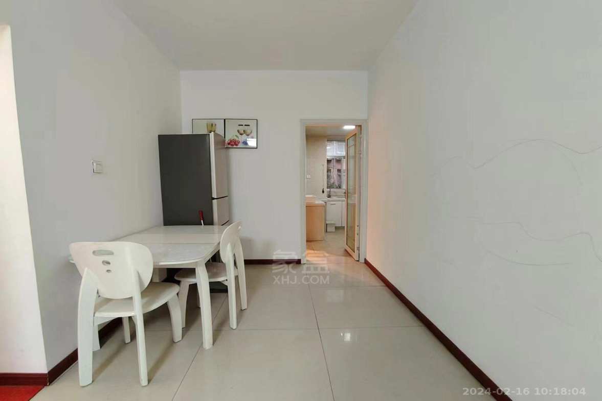 德政花苑  2室2厅1卫    1400.0元/月室内图