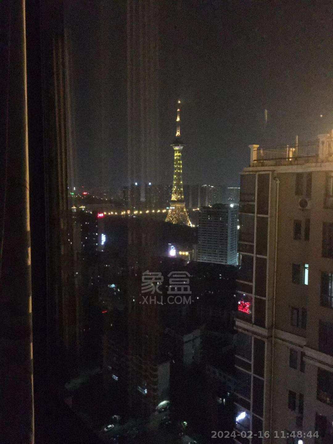 华晨御园 2室2厅1卫 1600.0元/月 华晨御园 2室2厅1卫 1600.0元/月室内图