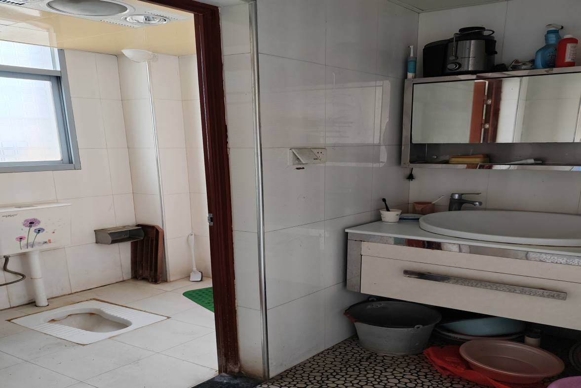 三星龙园 3室1厅1卫 1200.0元/月 三星龙园 3室1厅1卫 1200.0元/月室内图