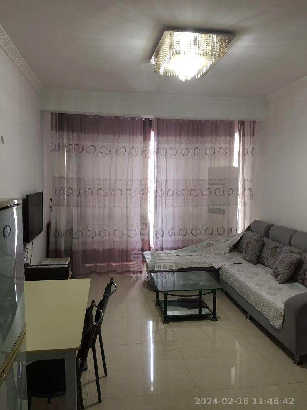 华晨御园 2室2厅1卫 1600.0元/月 华晨御园 2室2厅1卫 1600.0元/月室内图