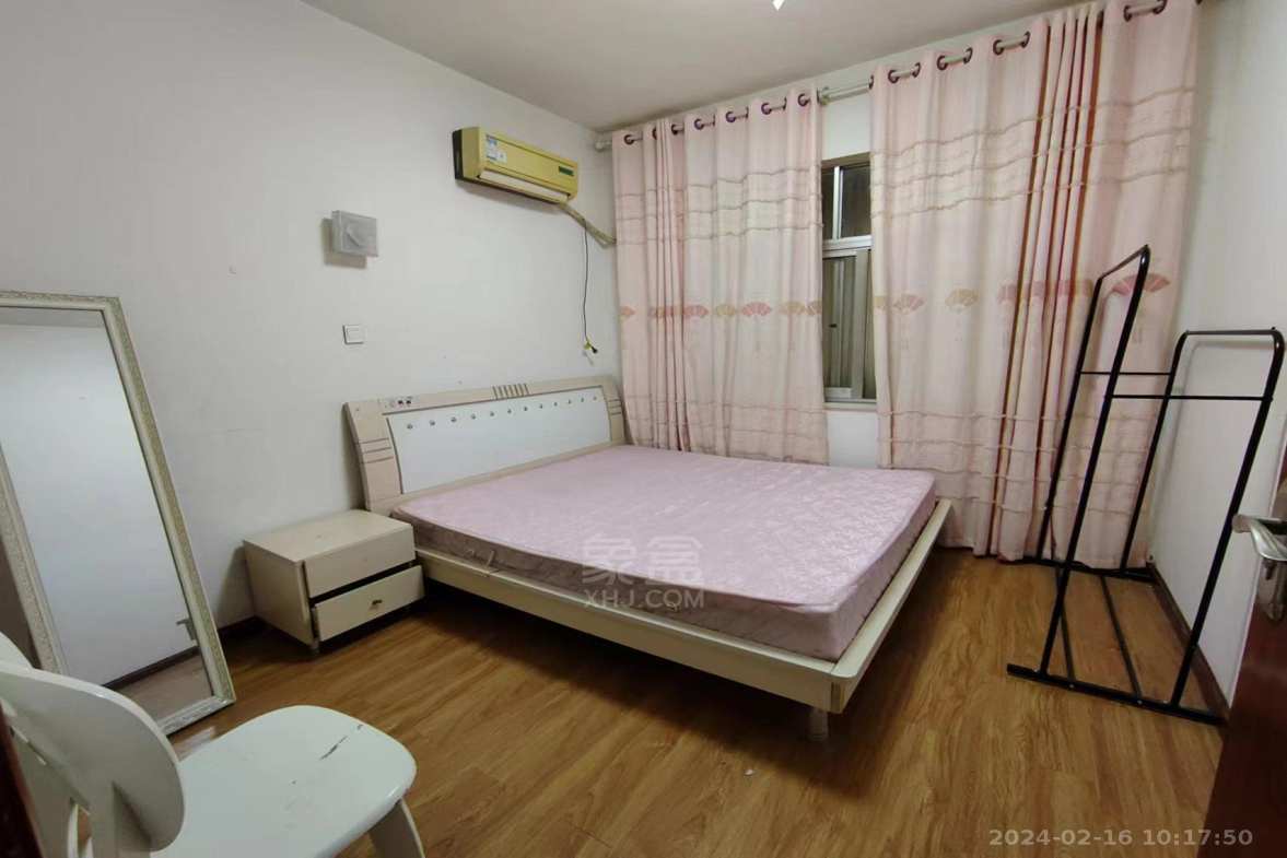 德政花苑  2室2厅1卫    1400.0元/月室内图