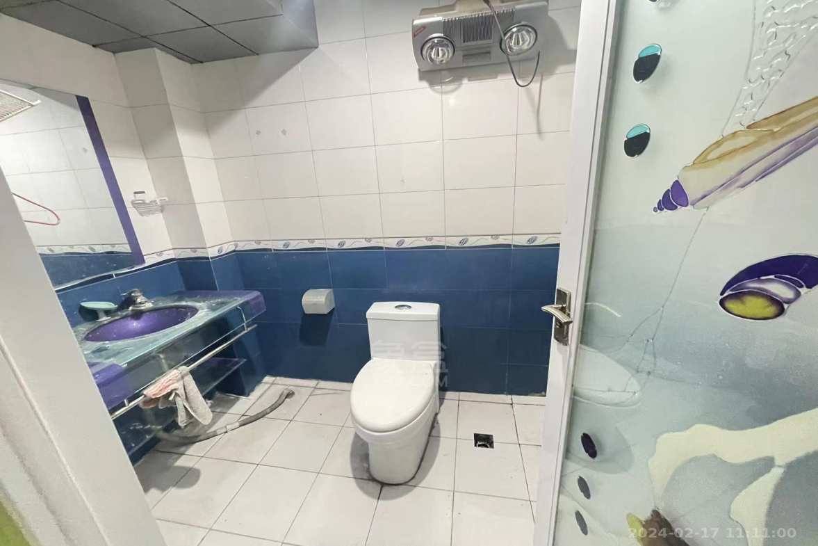 金色地标 3室2厅2卫 1600.0元/月 金色地标 3室2厅2卫 1600.0元/月室内图