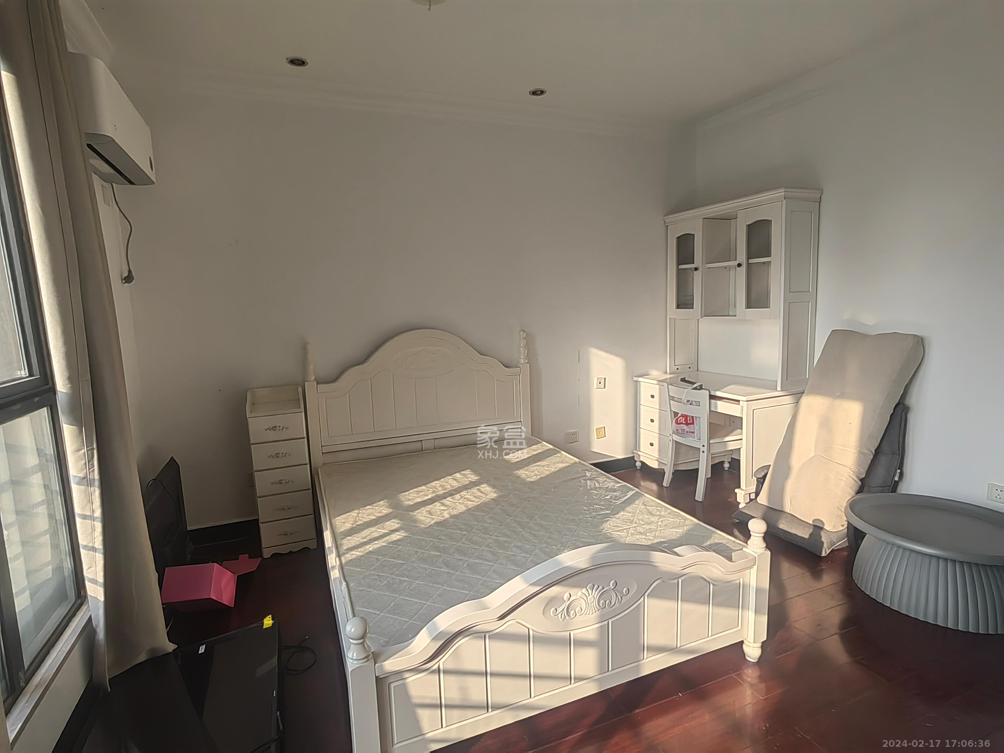 郡原广场 1室1厅1卫 1600.0元/月