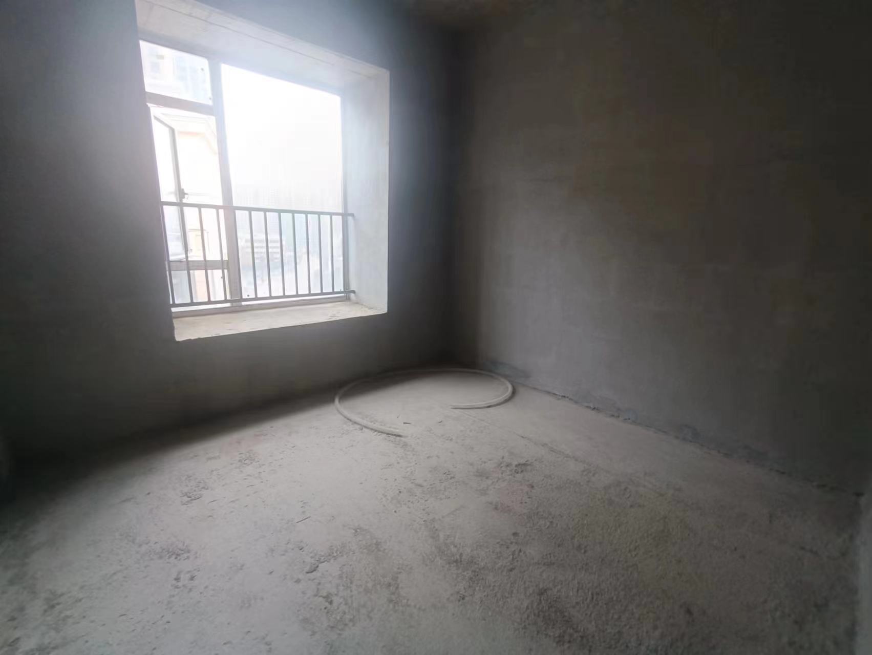 富兴御城  3室2厅2卫   112.00万
