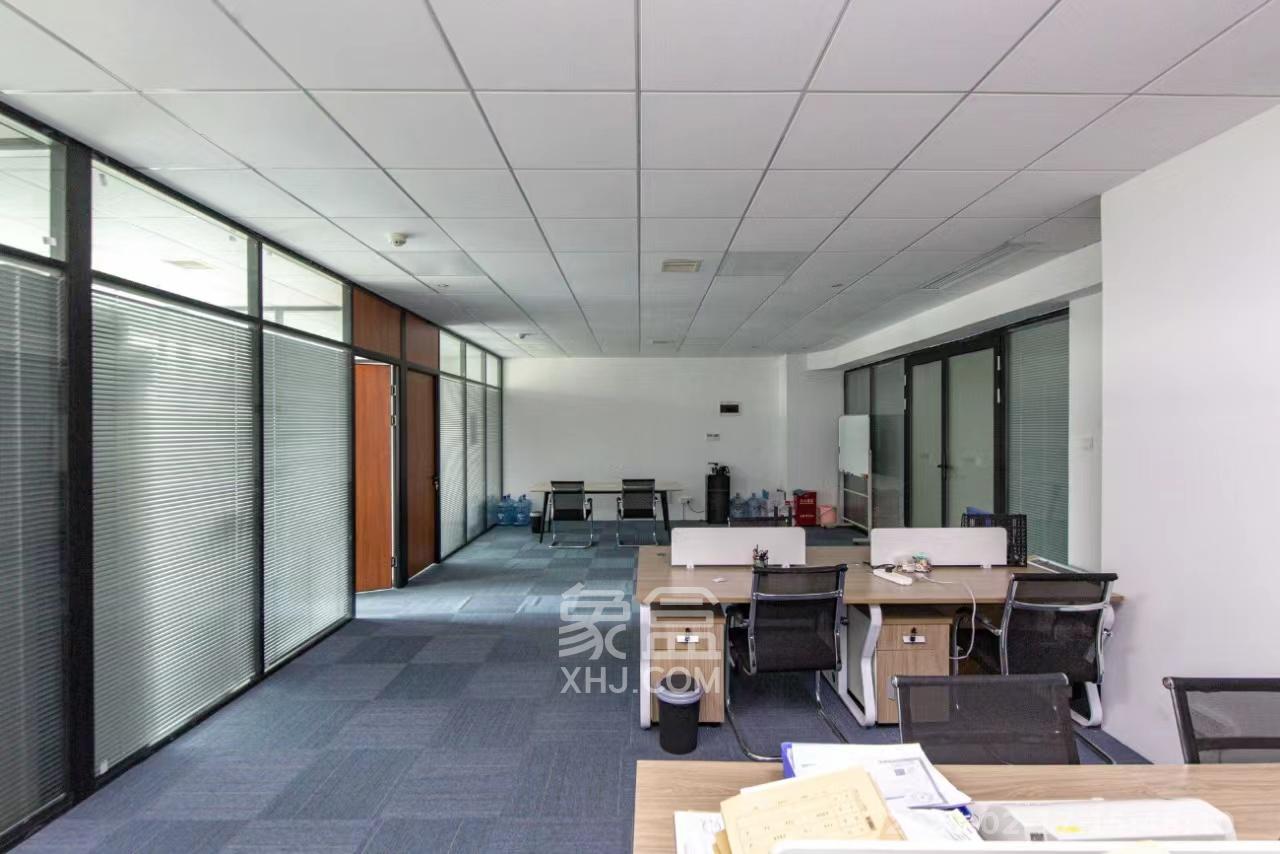 华坤时代   150.0㎡      7600.0元/月室内图