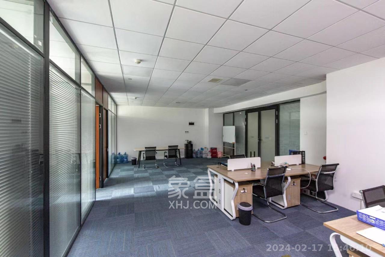 华坤时代   150.0㎡      7600.0元/月室内图