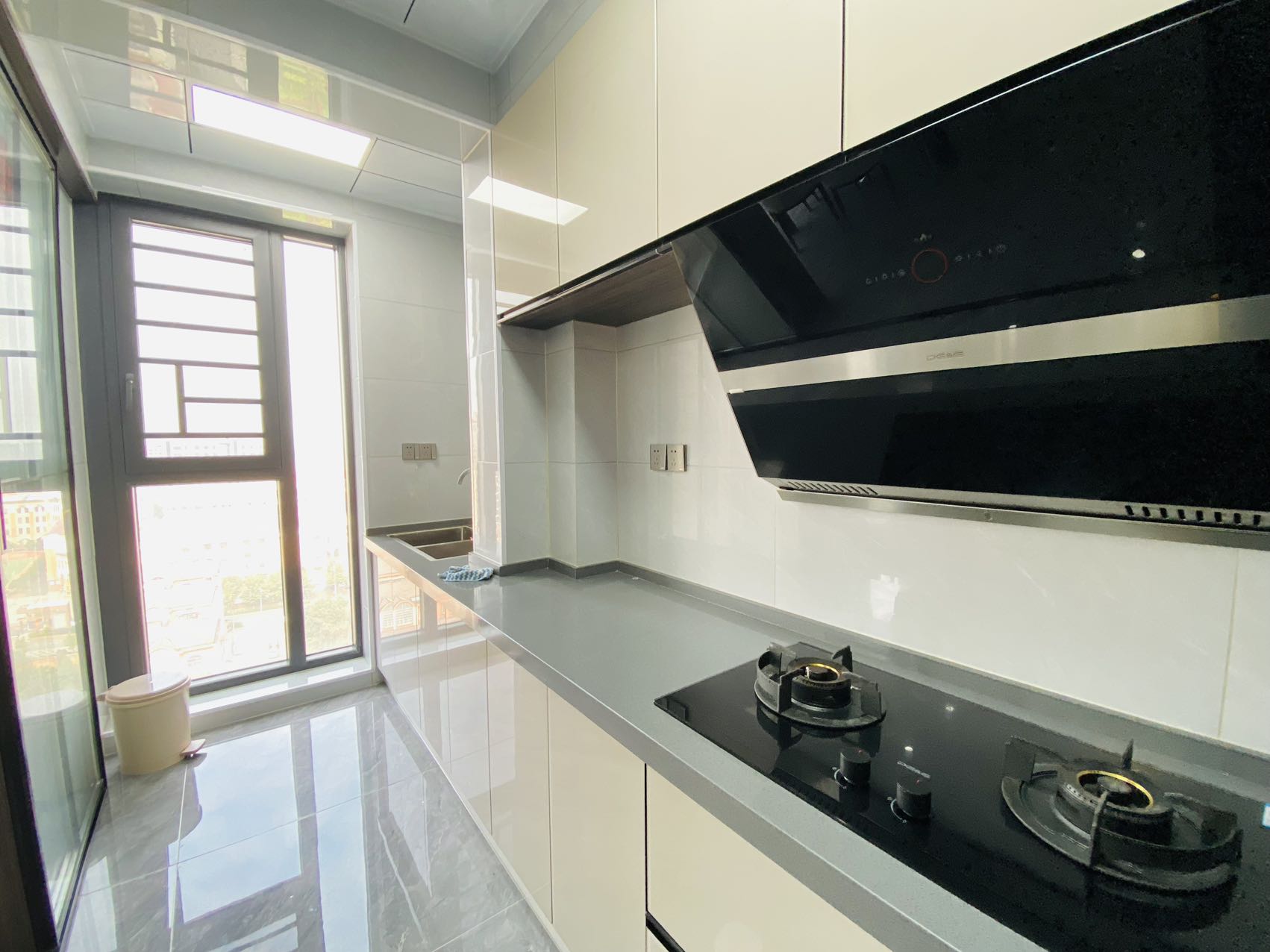 恒祥苑  3室2厅2卫    82.8万