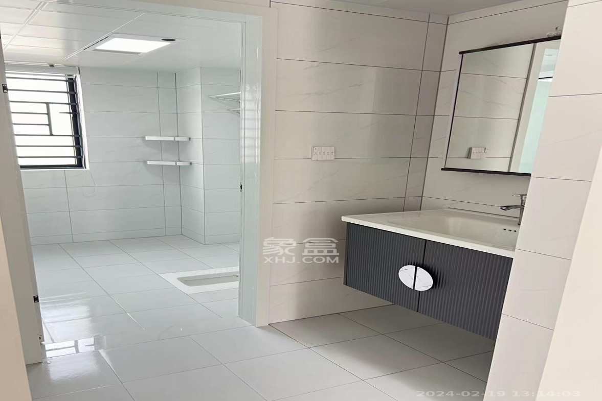 真人桥家园二期  3室2厅2卫    2600.0元/月室内图