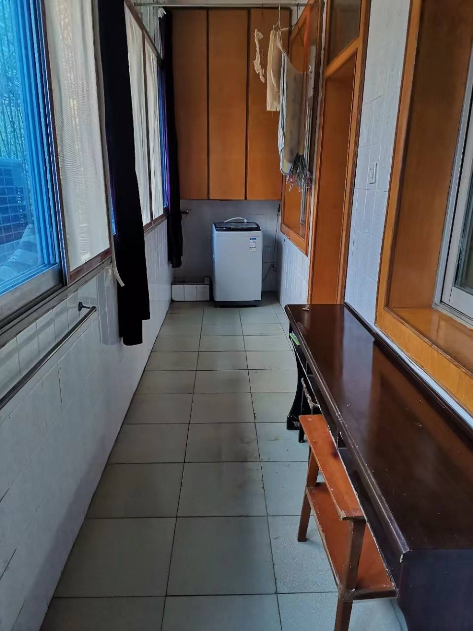 娄星区交通局  3室1厅1卫    1100.0元/月室内图