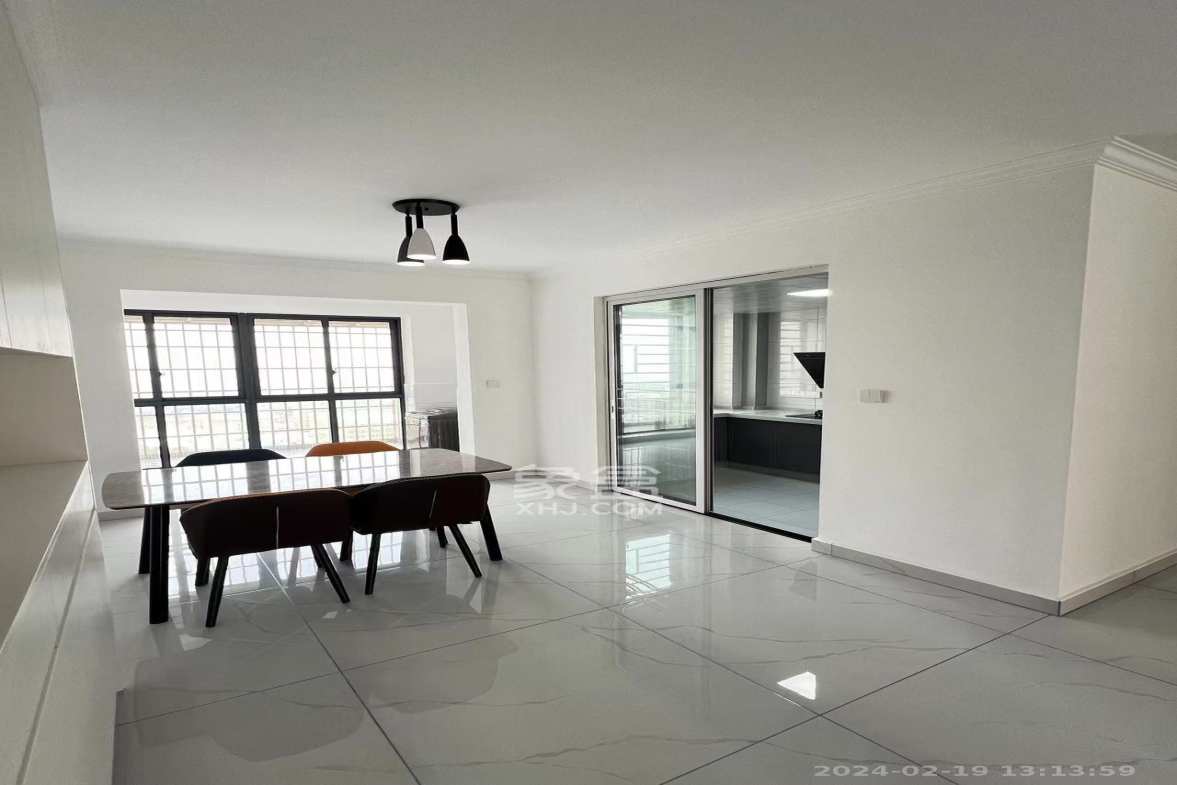 真人桥家园二期  3室2厅2卫    2600.0元/月室内图