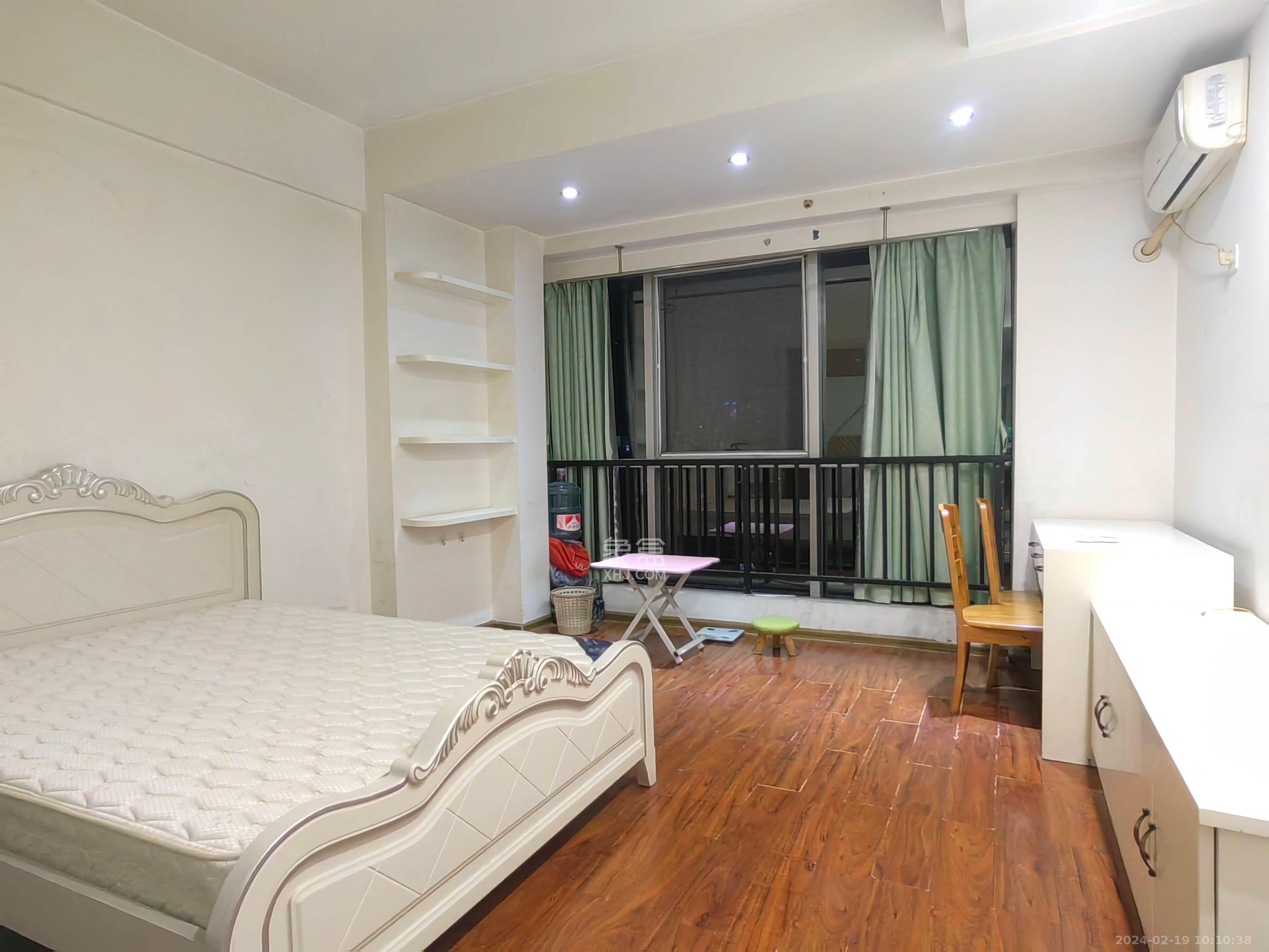 融圣国际 1室1厅1卫 1400.0元/月