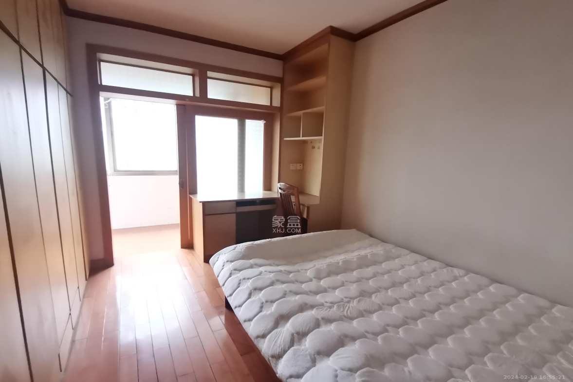 石长铁路宿舍  3室2厅2卫   1300.00元/月室内图