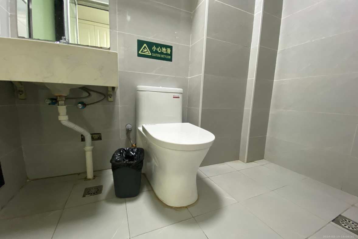 东盈商业广场（华泉城市广场）  1室1厅1卫    1900.0元/月室内图