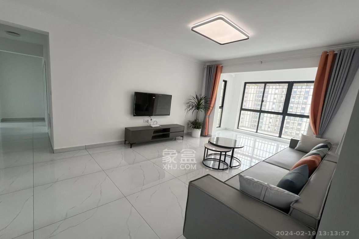 真人桥家园二期  3室2厅2卫    2600.0元/月室内图1